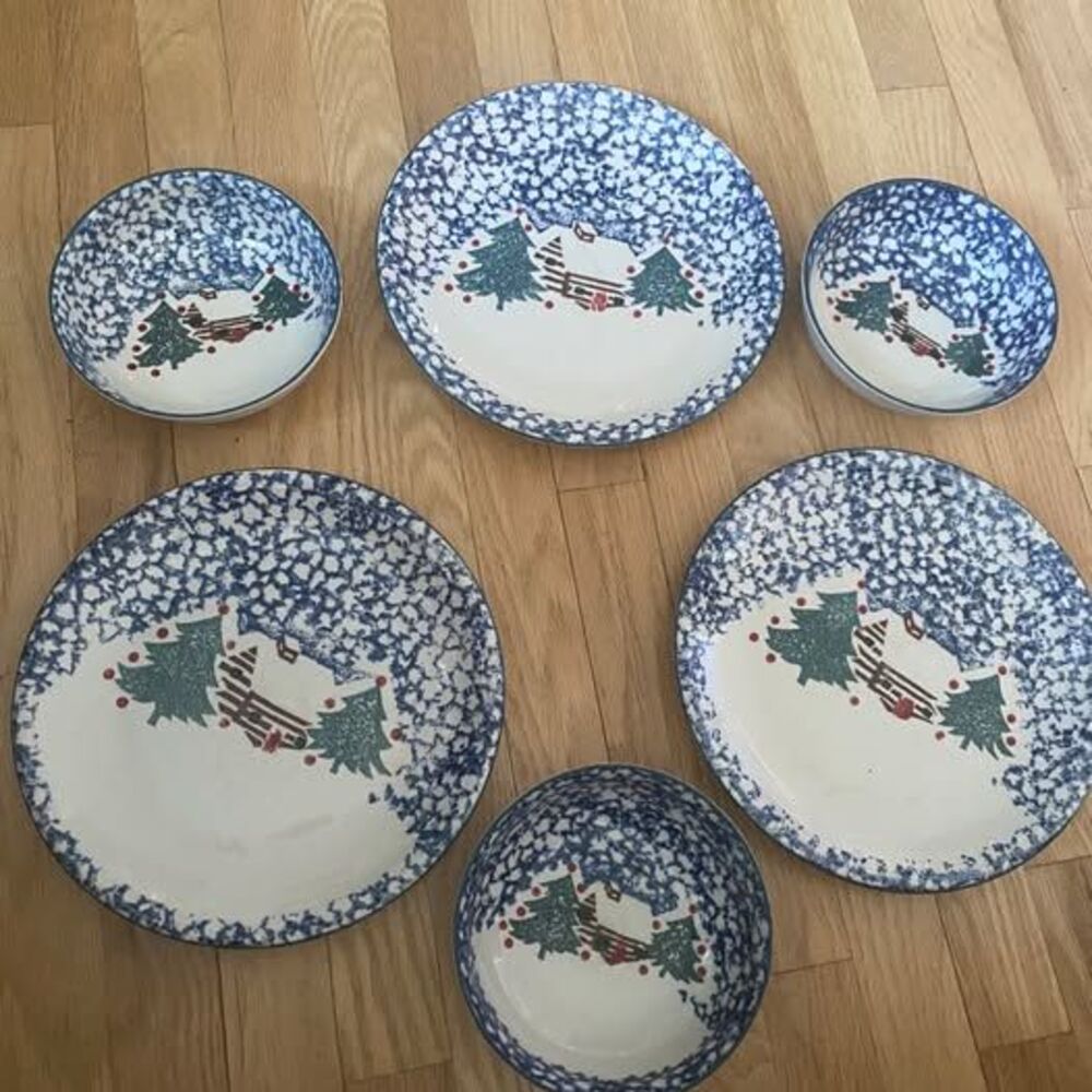 Tienshan Folk Craft Cabin in the Snow — 3 Plates + 3 Bowls, 6 Piece Set